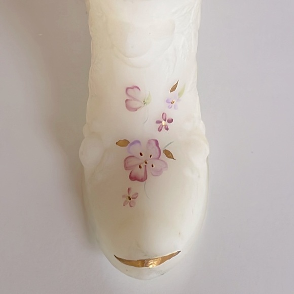 VTG Fenton White Satin Shoe - Picture 2 of 8